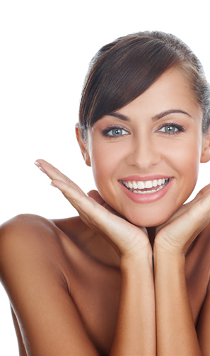Improved smile with porcelain veneers